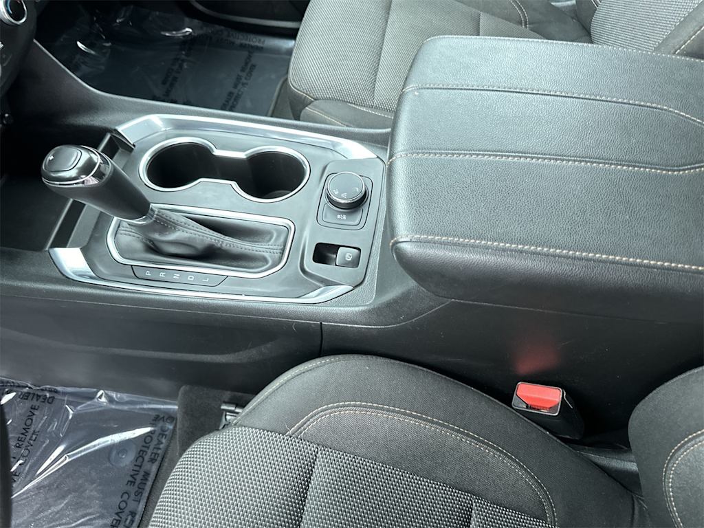 Thumbnail: 2020 Chevrolet Traverse - 13