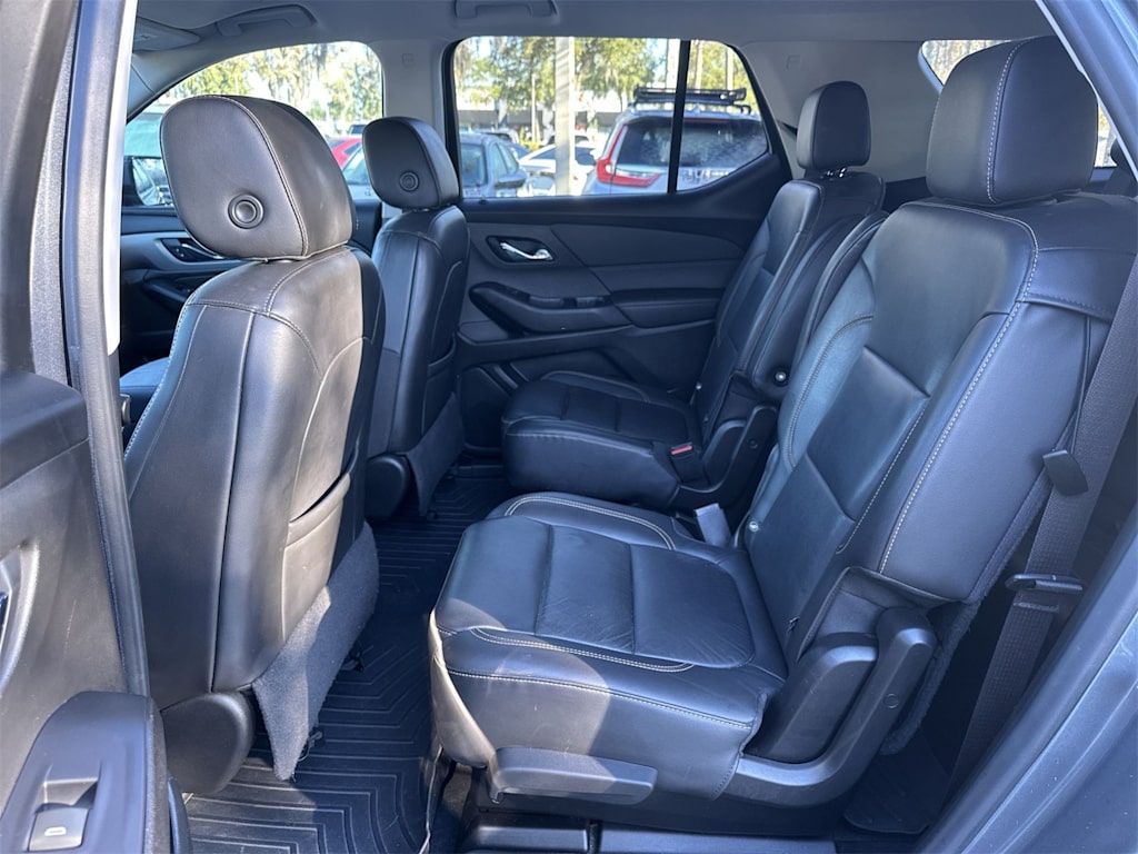 Thumbnail: 2020 Chevrolet Traverse - 20