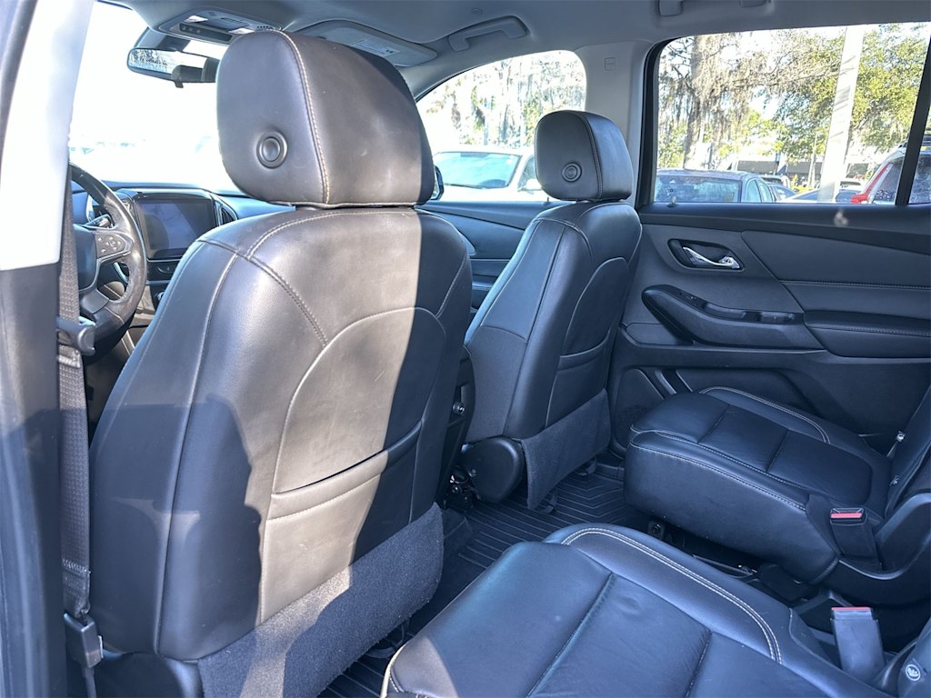Thumbnail: 2020 Chevrolet Traverse - 11