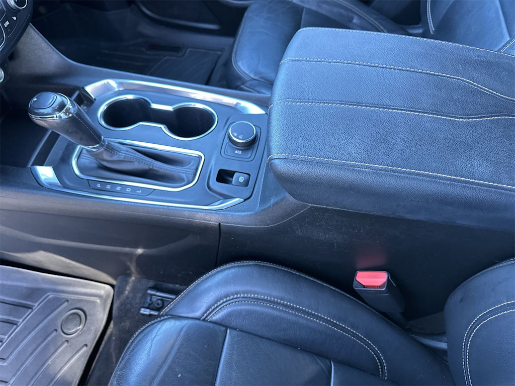 Thumbnail: 2020 Chevrolet Traverse - 22