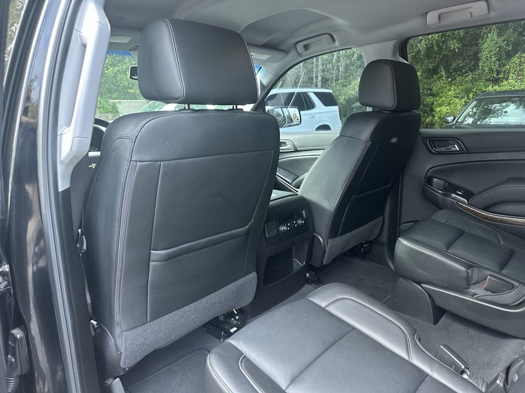 Thumbnail: 2019 Chevrolet Tahoe - 11