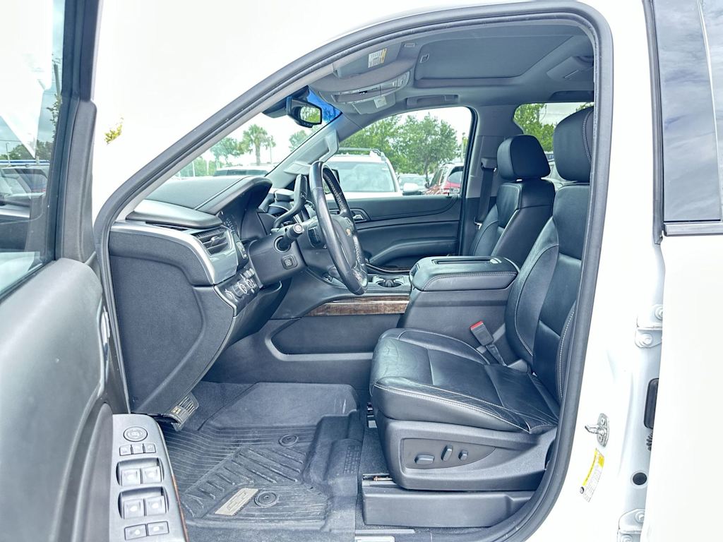Thumbnail: 2019 Chevrolet Tahoe - 9