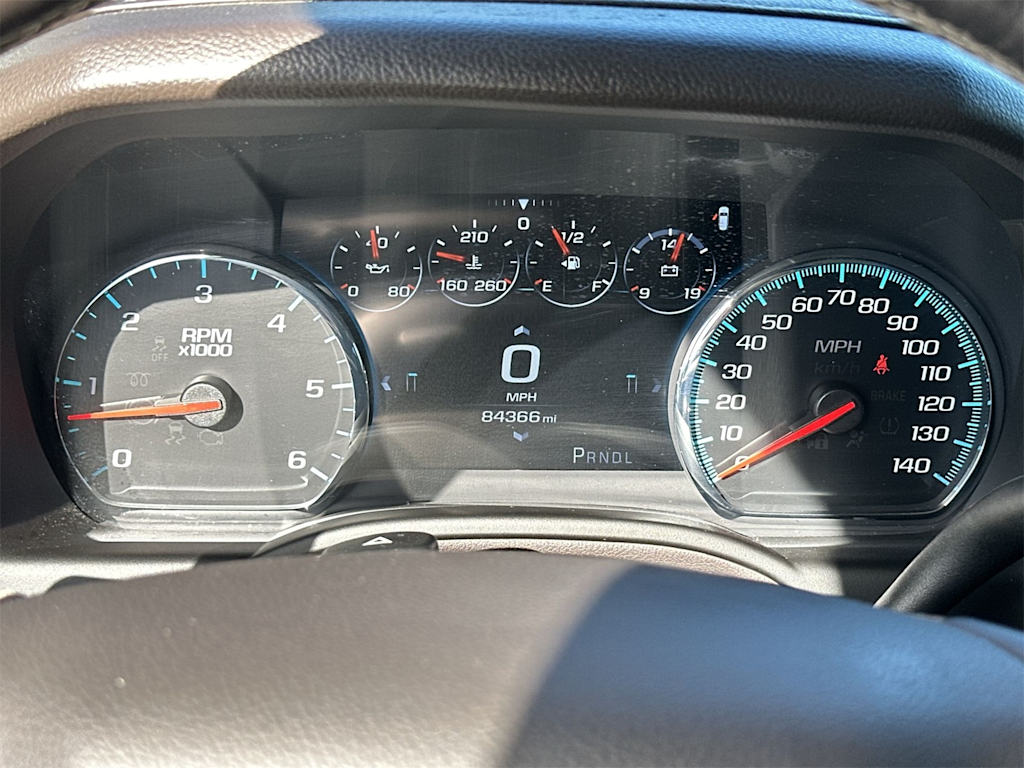 Thumbnail: 2017 Chevrolet Tahoe - 14