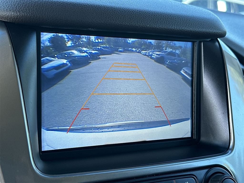 Thumbnail: 2017 Chevrolet Tahoe - 12