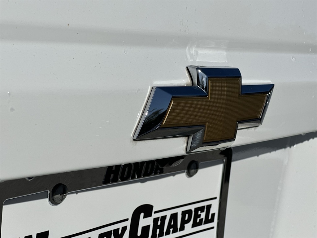 Thumbnail: 2017 Chevrolet Tahoe - 7