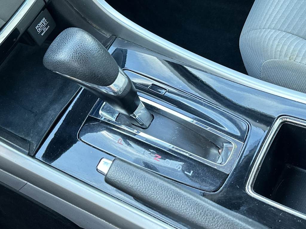 Thumbnail: 2016 Honda Accord - 21