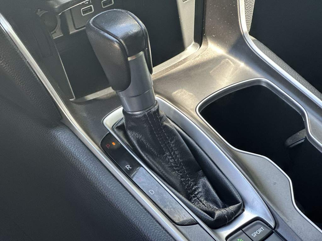 Thumbnail: 2022 Honda Accord - 11