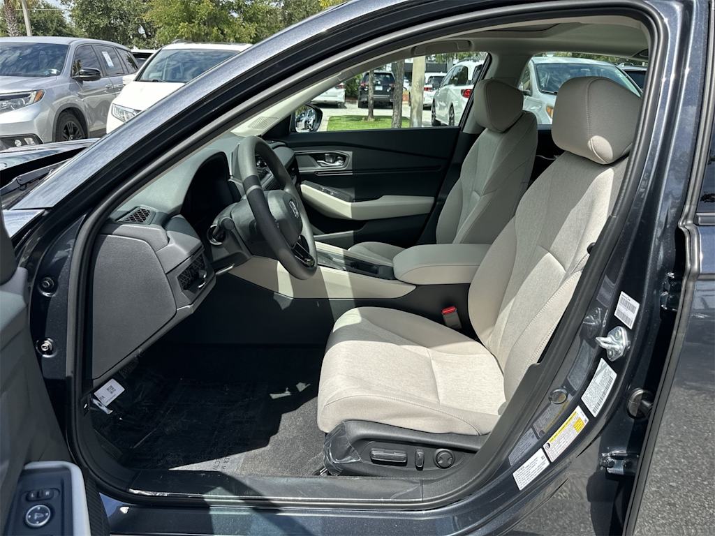 Thumbnail: 2025 Honda Accord - 9