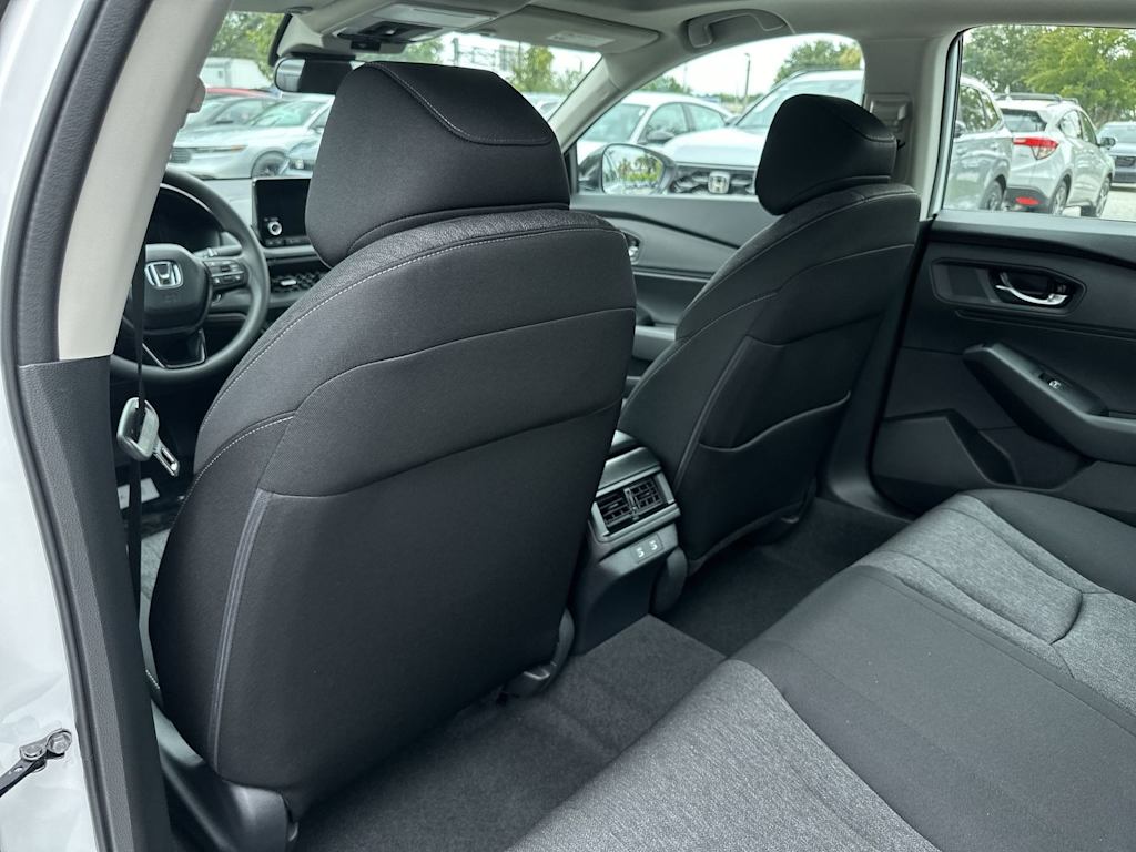 Thumbnail: 2025 Honda Accord - 18