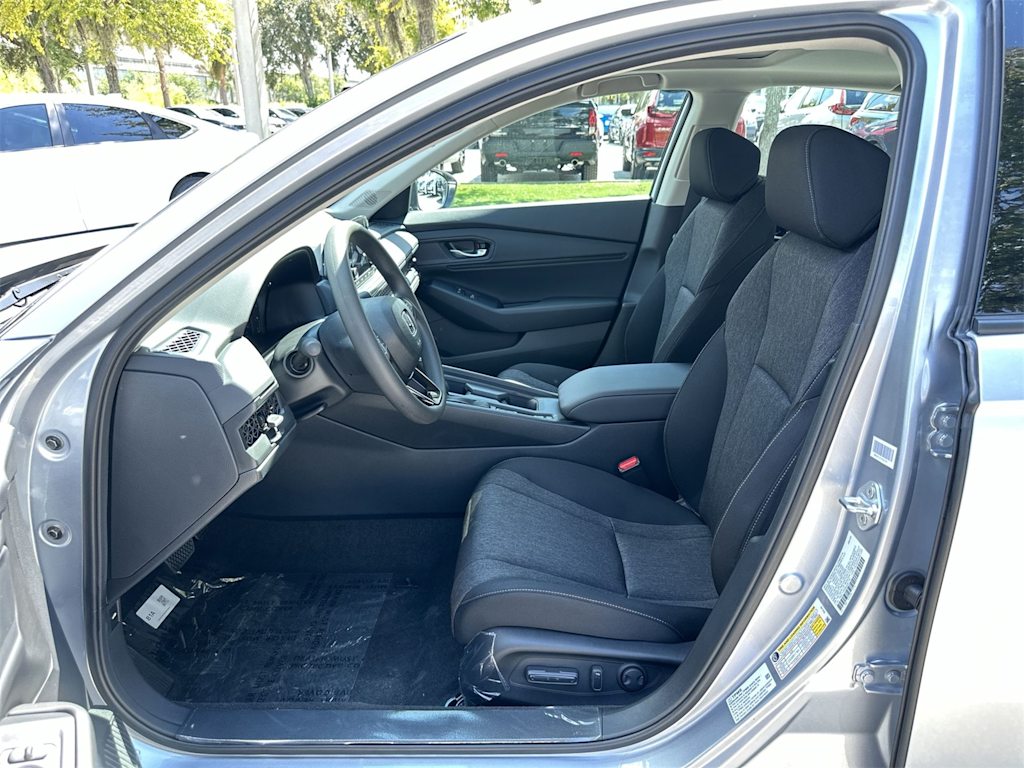 Thumbnail: 2025 Honda Accord - 9