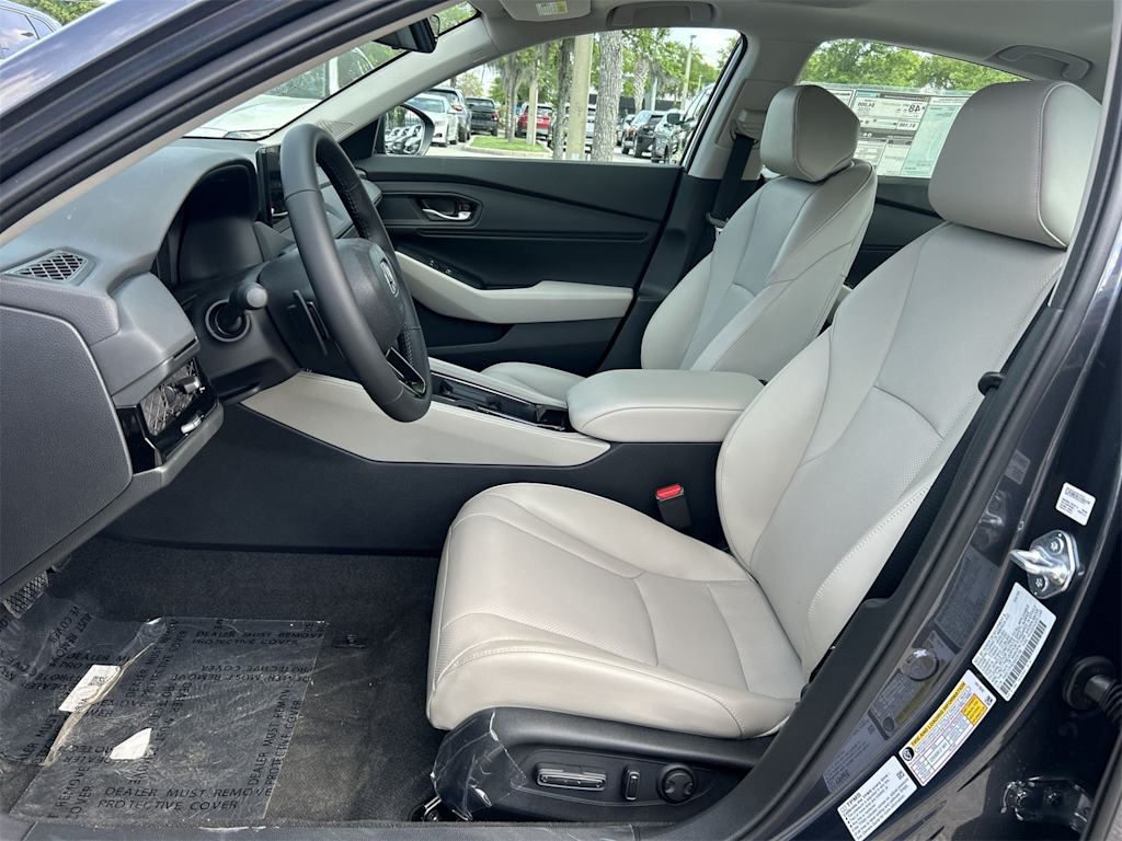 Thumbnail: 2025 Honda Accord - 10