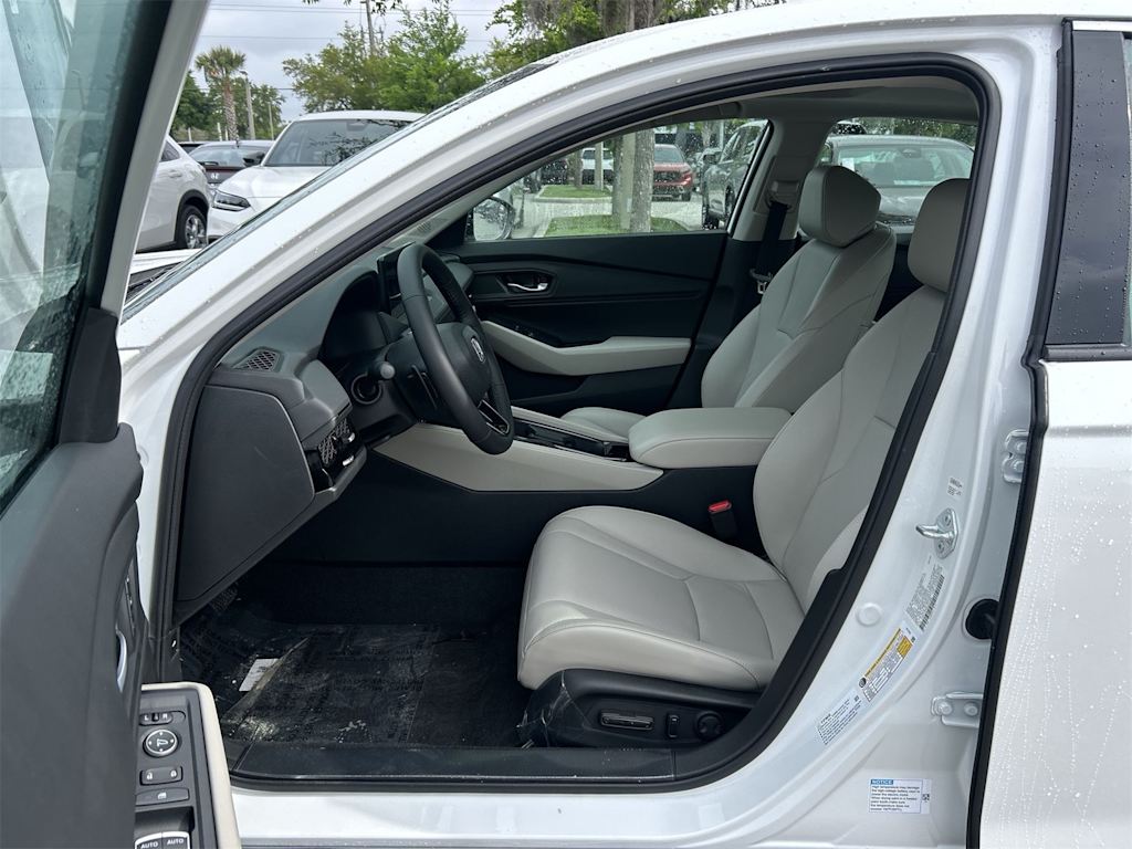 Thumbnail: 2025 Honda Accord - 14