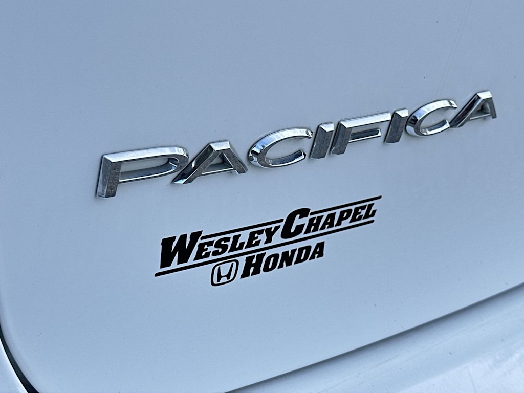 Thumbnail: 2024 Chrysler Pacifica - 18