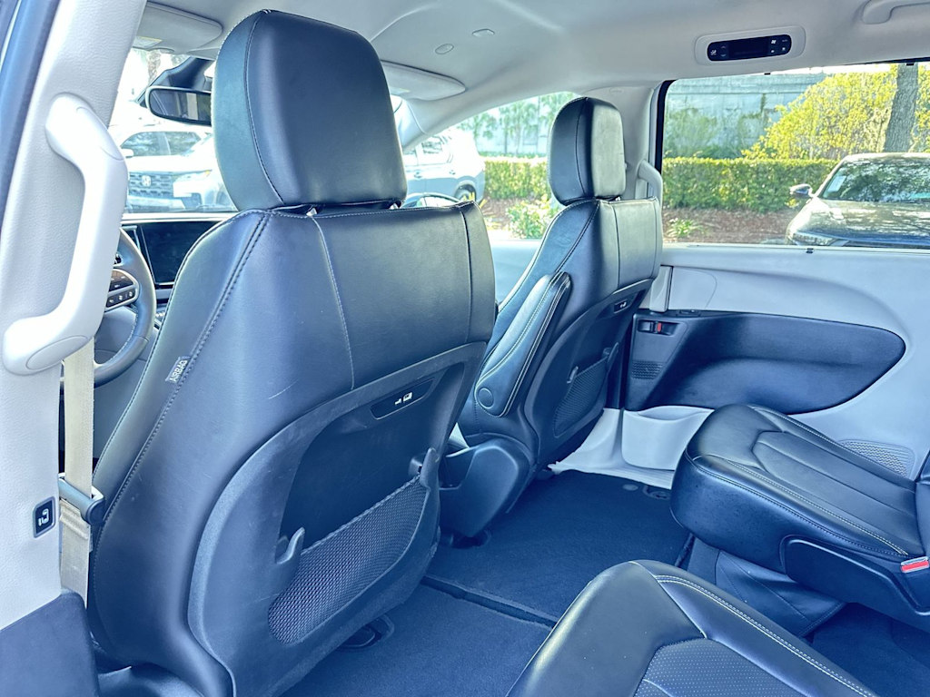 Thumbnail: 2024 Chrysler Pacifica - 11