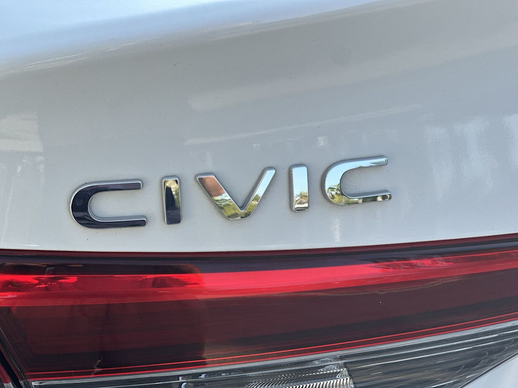 Thumbnail: 2024 Honda Civic - 18