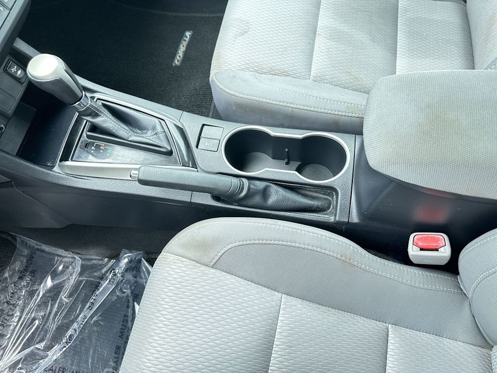 Thumbnail: 2015 Toyota Corolla - 21