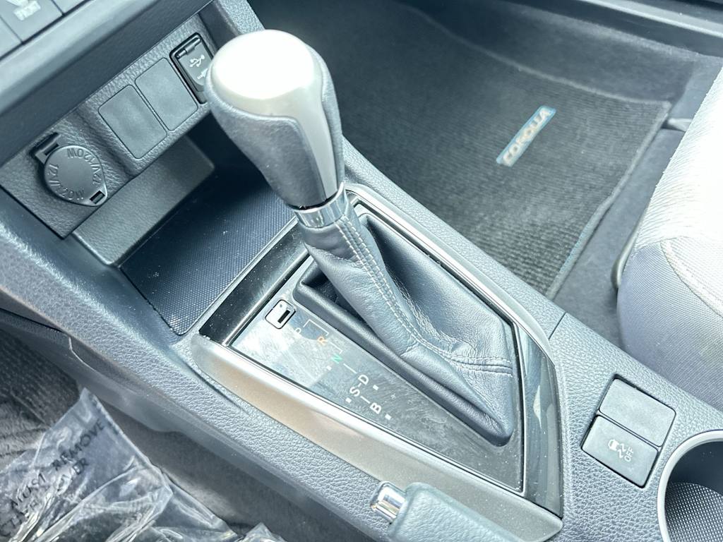Thumbnail: 2015 Toyota Corolla - 12
