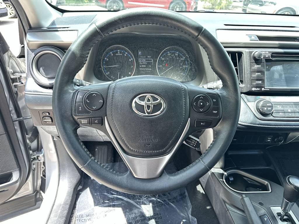Thumbnail: 2018 Toyota RAV4 - 2