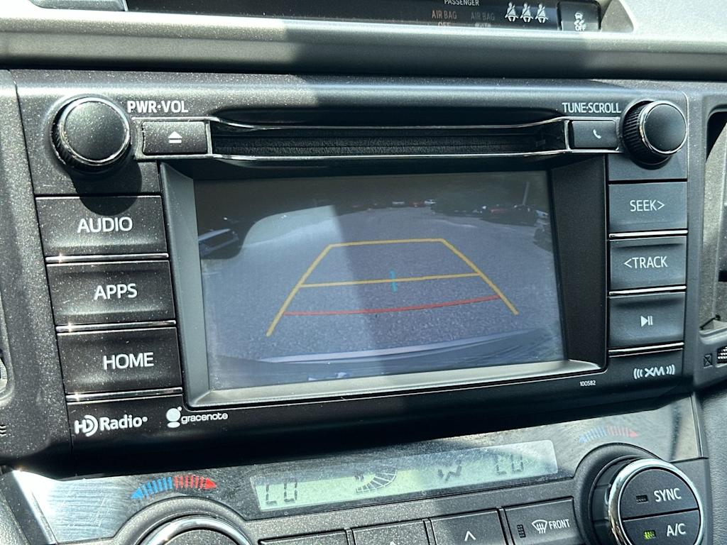 Thumbnail: 2018 Toyota RAV4 - 12