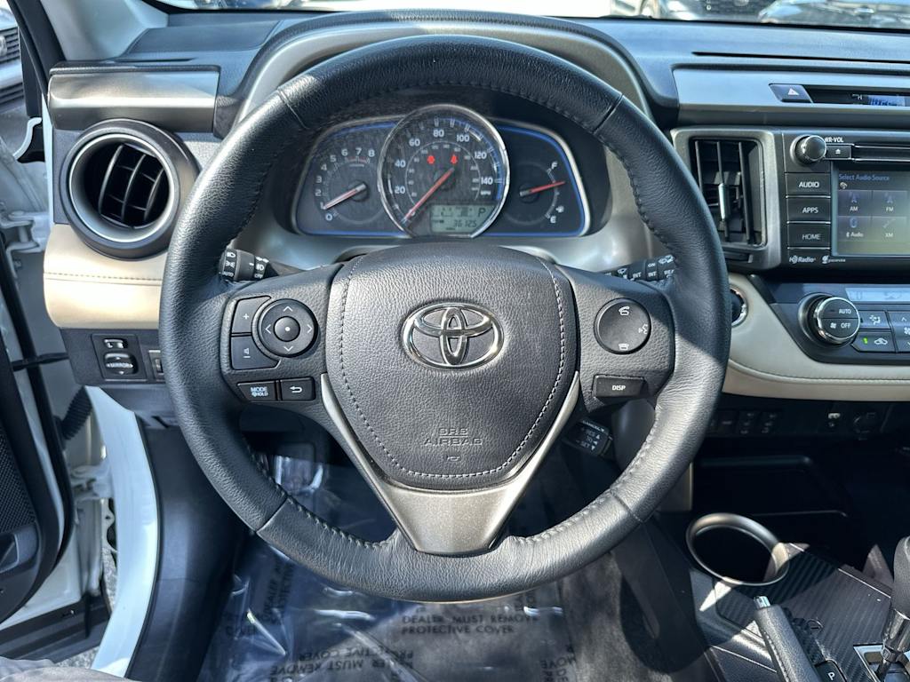 Thumbnail: 2015 Toyota RAV4 - 2