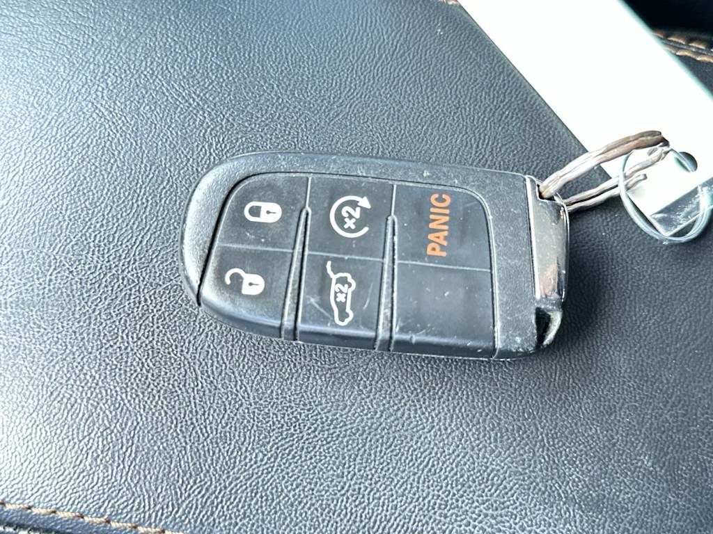 Thumbnail: 2018 Jeep Compass - 14