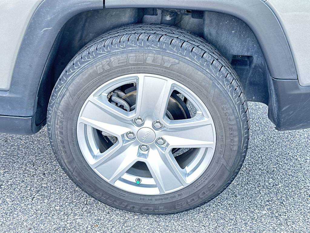 Thumbnail: 2022 Jeep Compass - 8