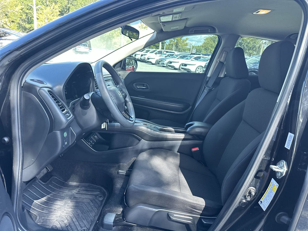 Thumbnail: 2018 Honda HR-V - 9
