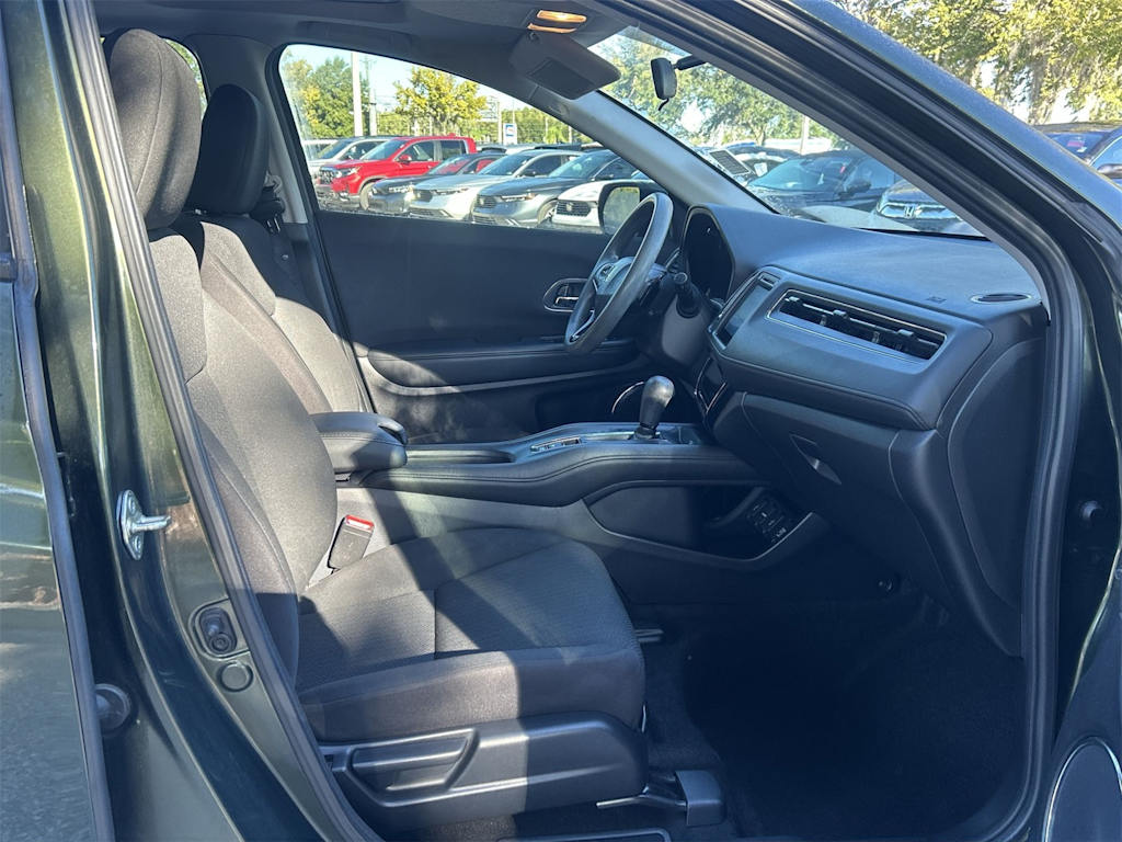 Thumbnail: 2018 Honda HR-V - 22