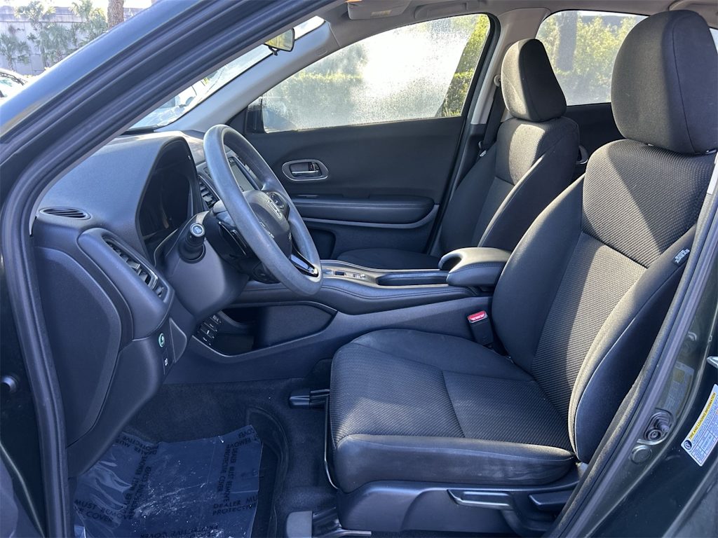 Thumbnail: 2018 Honda HR-V - 11