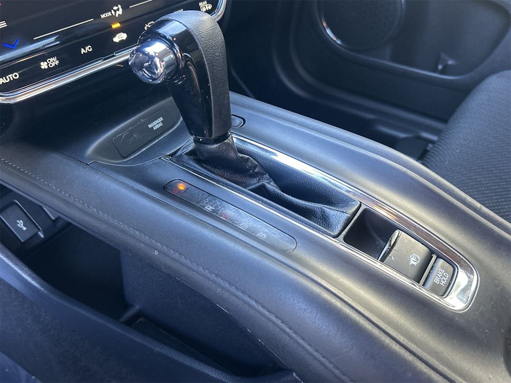 Thumbnail: 2018 Honda HR-V - 23