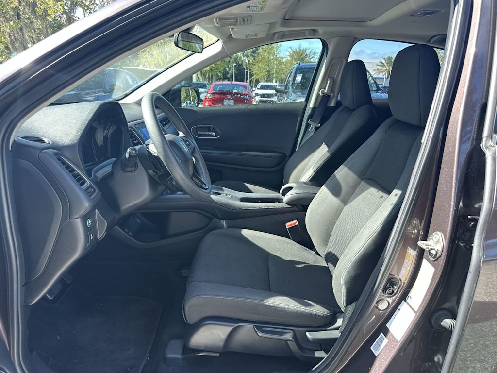 Thumbnail: 2019 Honda HR-V - 10