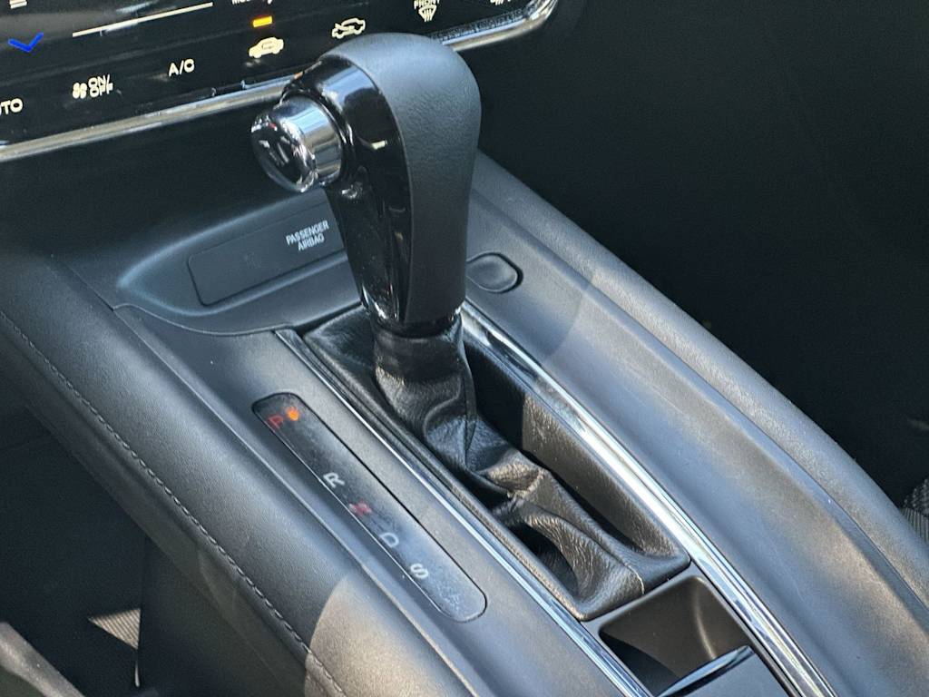 Thumbnail: 2019 Honda HR-V - 22