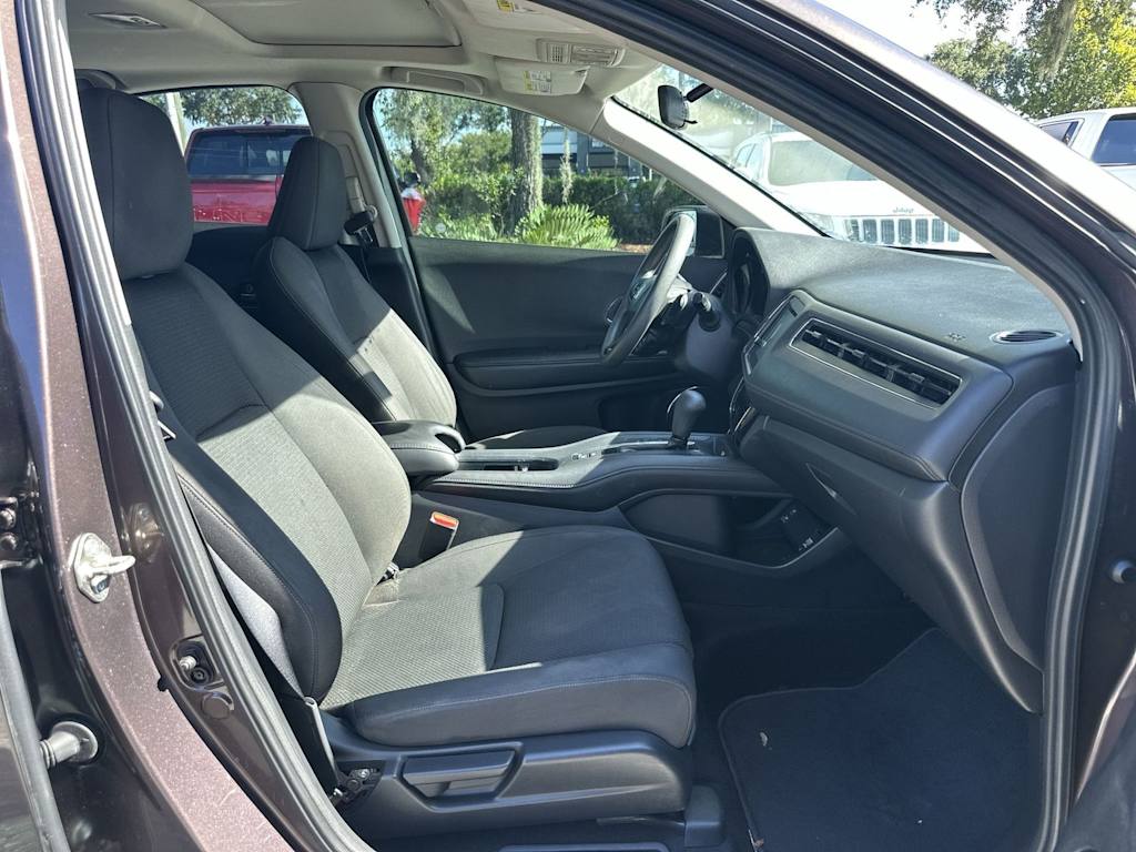 Thumbnail: 2019 Honda HR-V - 21