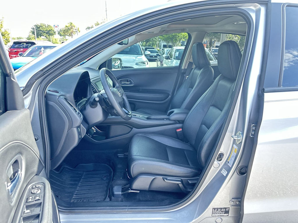 Thumbnail: 2022 Honda HR-V - 8