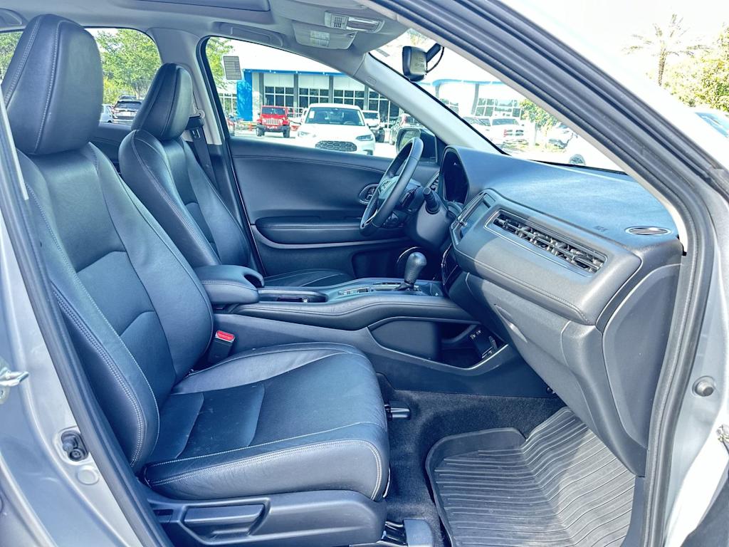 Thumbnail: 2022 Honda HR-V - 21