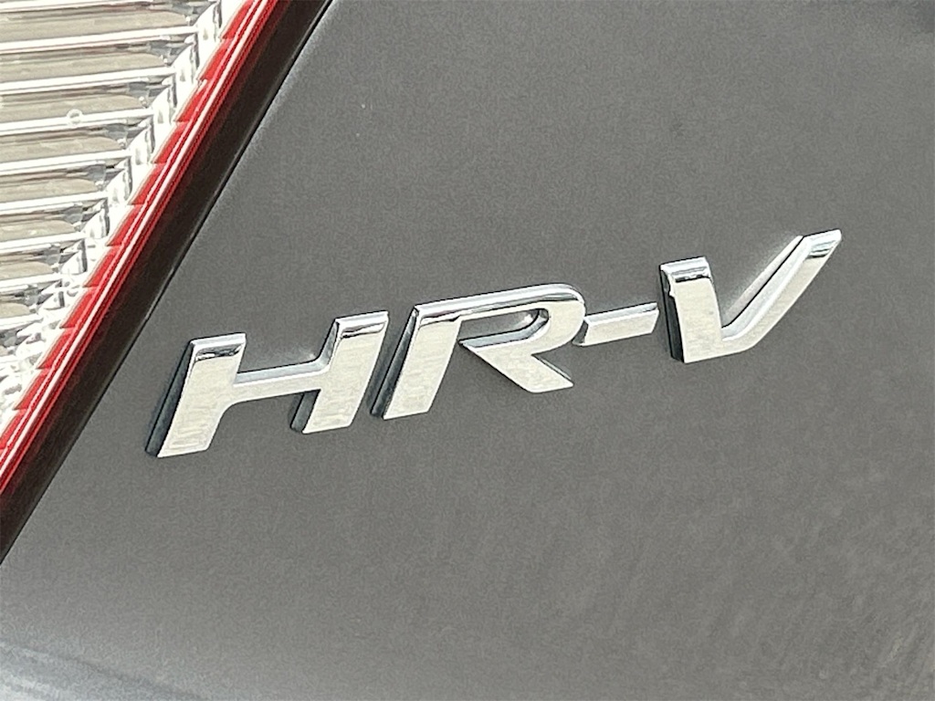 2021 Honda HR-V EX-L 18