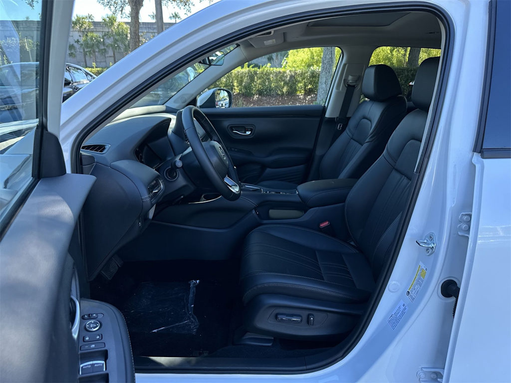 Thumbnail: 2026 Honda HR-V - 11