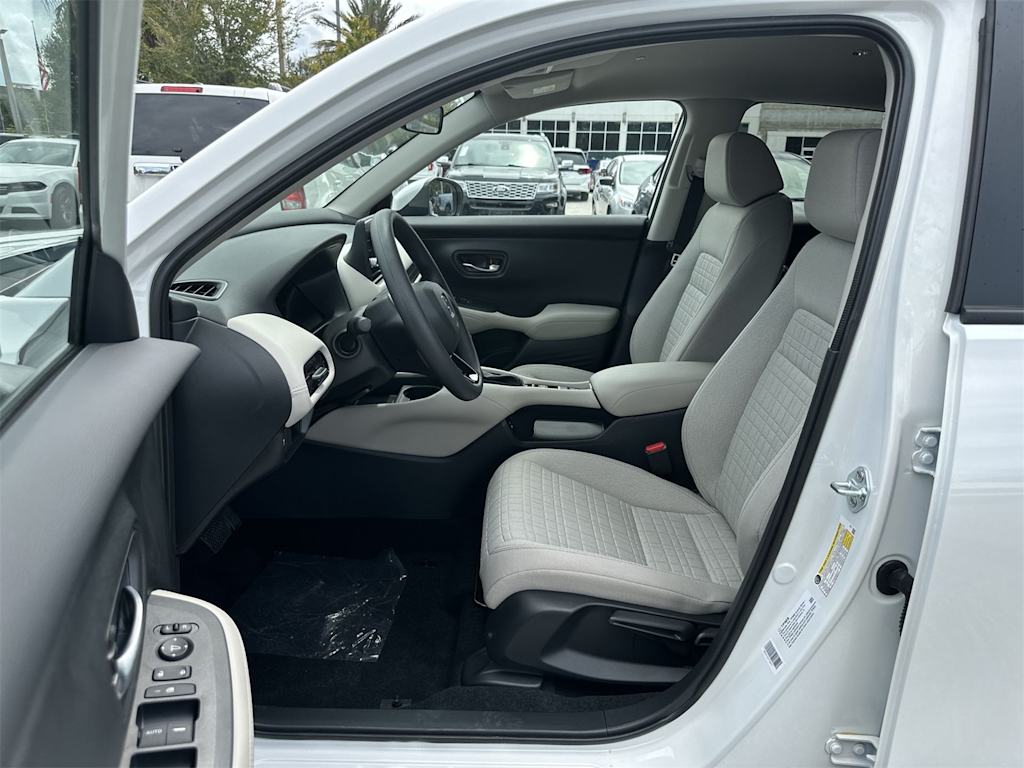 Thumbnail: 2026 Honda HR-V - 9