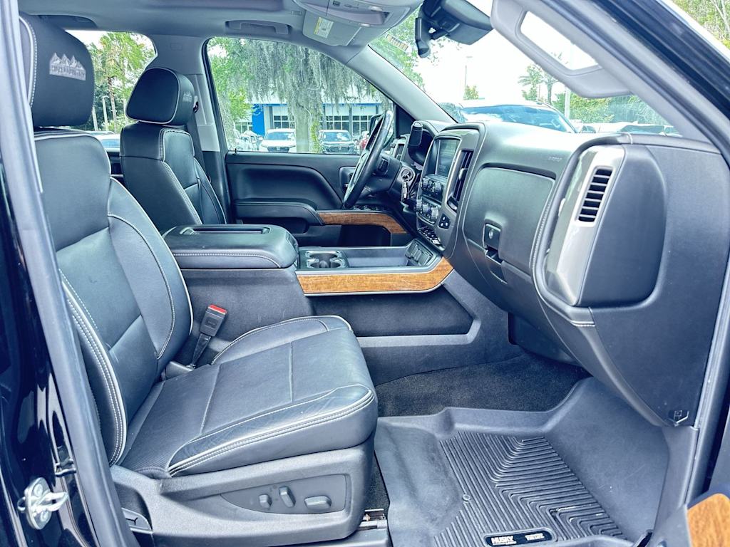 Thumbnail: 2018 Chevrolet Silverado 1500 - 19