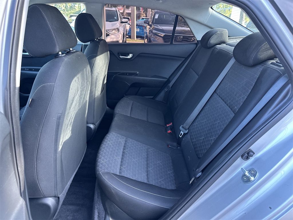 Thumbnail: 2022 Kia Rio - 19