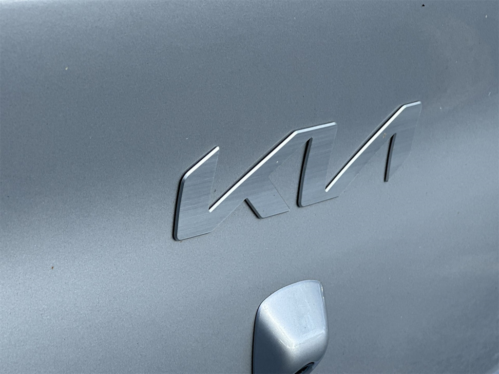 Thumbnail: 2022 Kia Rio - 7