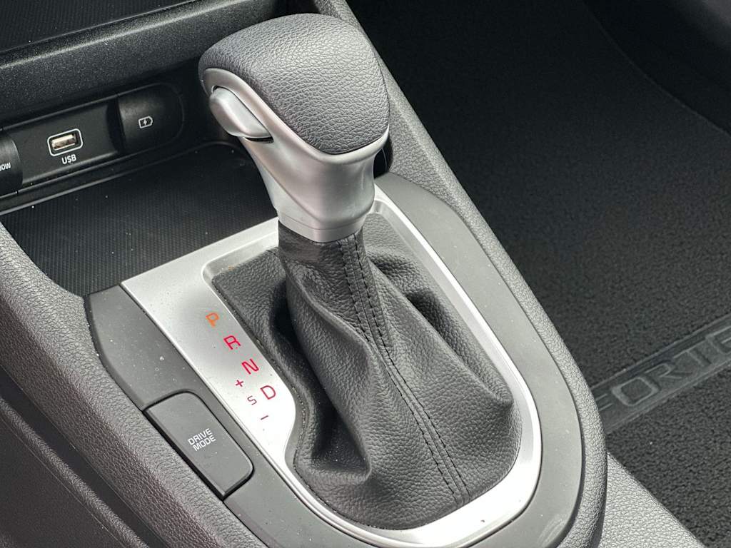 Thumbnail: 2024 Kia Forte - 23