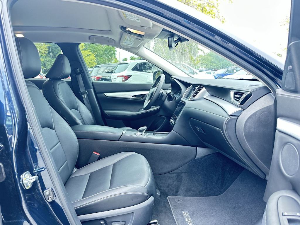 Thumbnail: 2021 INFINITI QX50 - 22