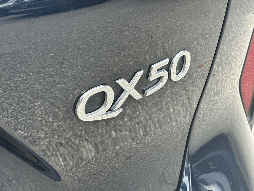 Thumbnail: 2021 INFINITI QX50 - 19