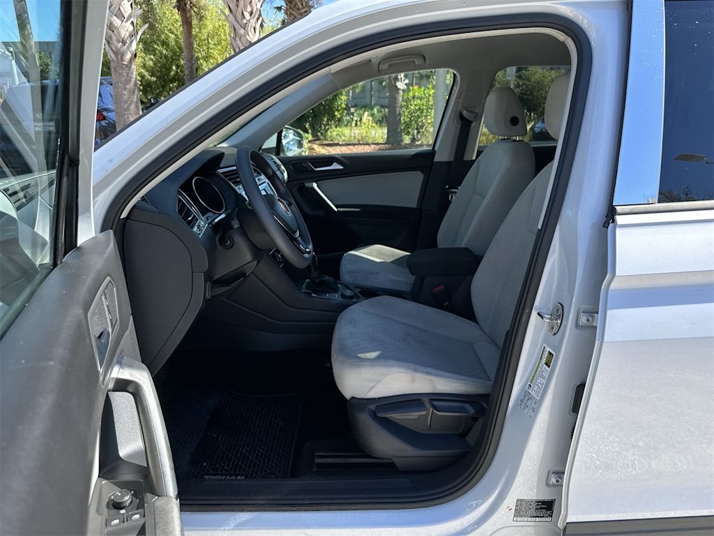 Thumbnail: 2019 Volkswagen Tiguan - 15