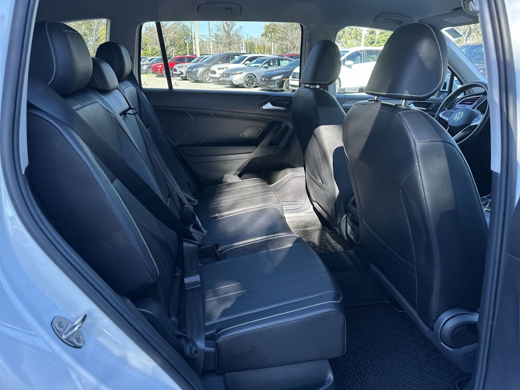 Thumbnail: 2024 Volkswagen Tiguan - 20