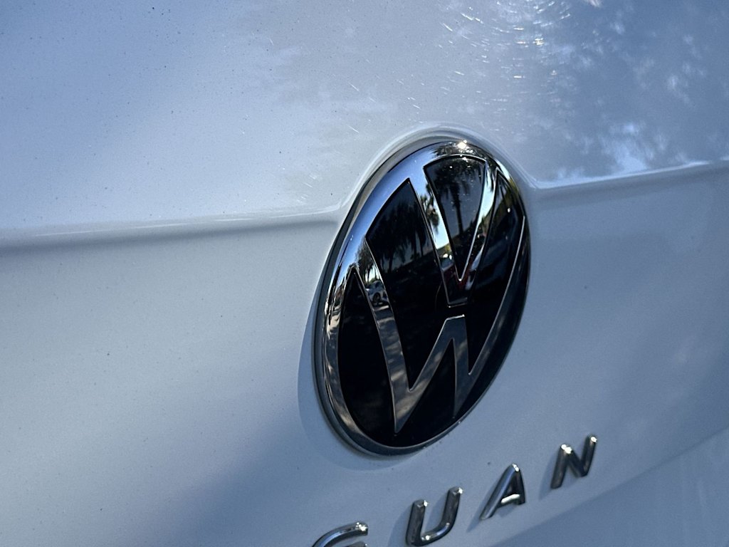 Thumbnail: 2024 Volkswagen Tiguan - 7