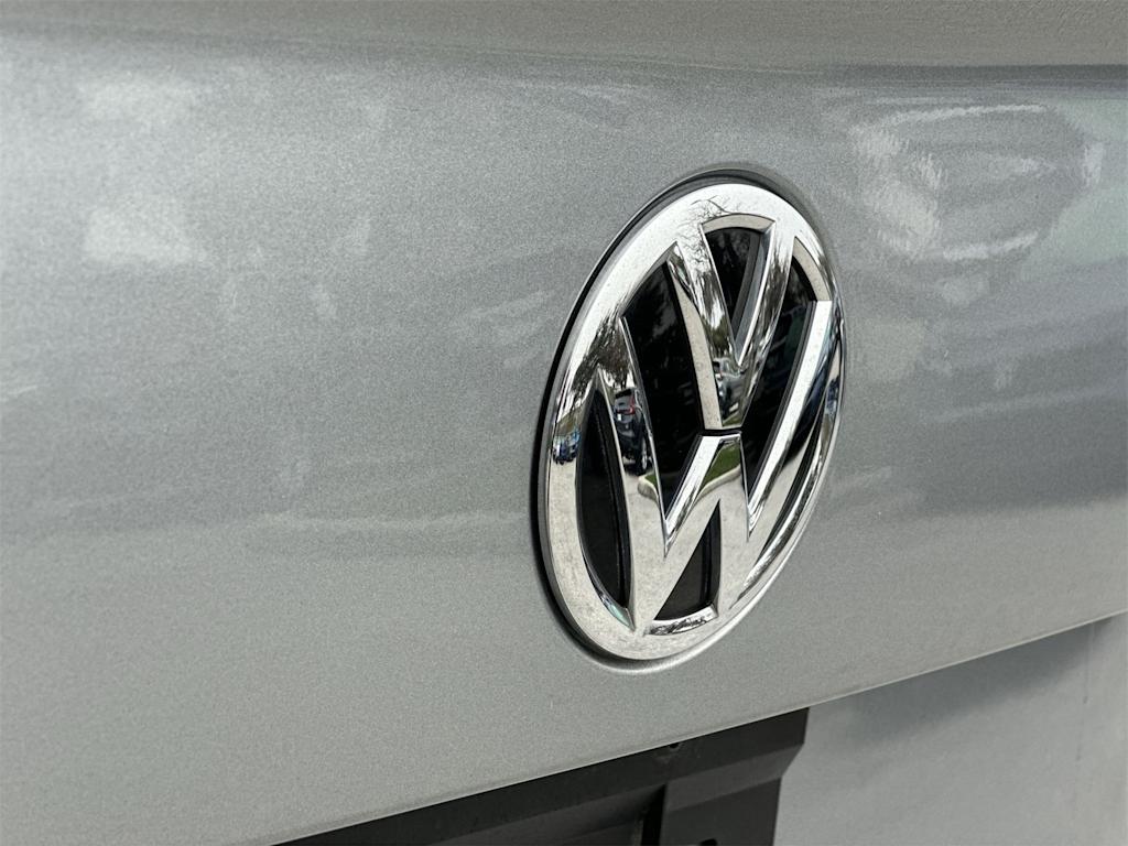 Thumbnail: 2021 Volkswagen Jetta - 7