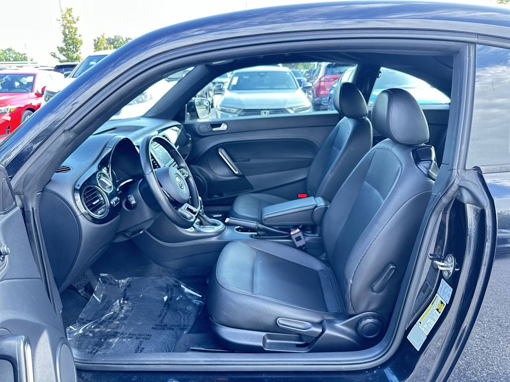 Thumbnail: 2018 Volkswagen Beetle - 10