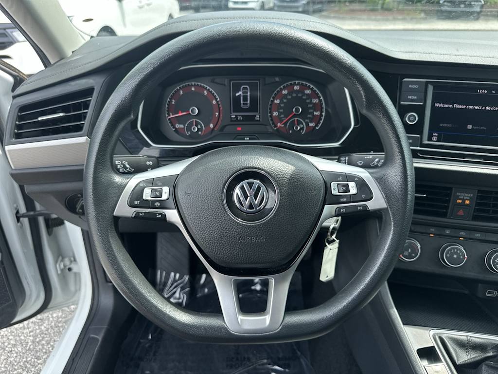 Thumbnail: 2019 Volkswagen Jetta - 2